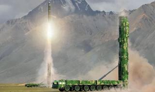 弹药专家物攻还是魔攻 弹药专家用什么武器