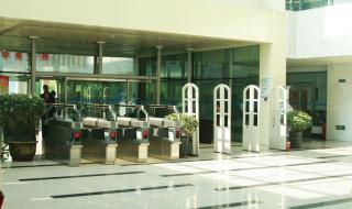 沈阳工业大学图书馆开放时间 沈阳工业大学图书馆